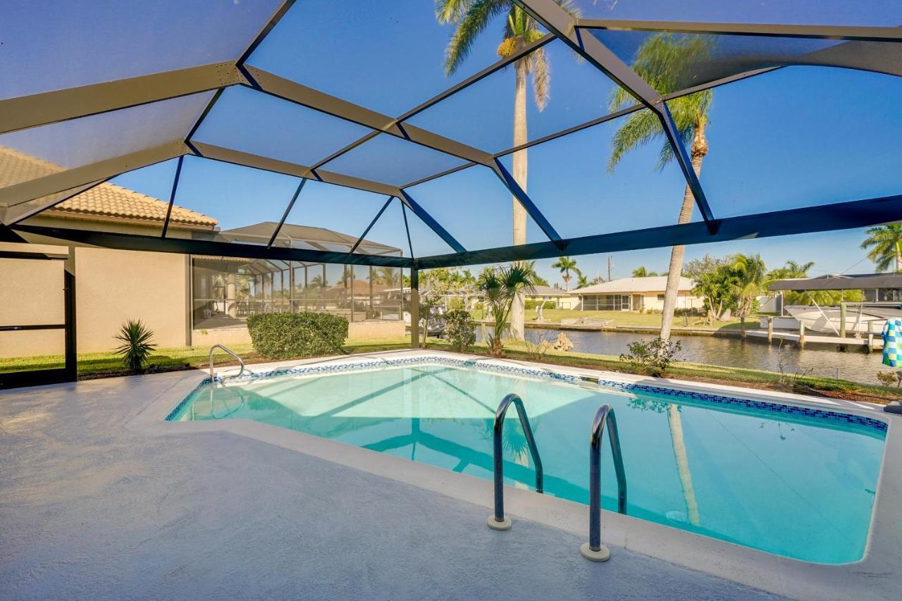 Waterfront Cape Coral Home With Private Pool! Bagian luar foto